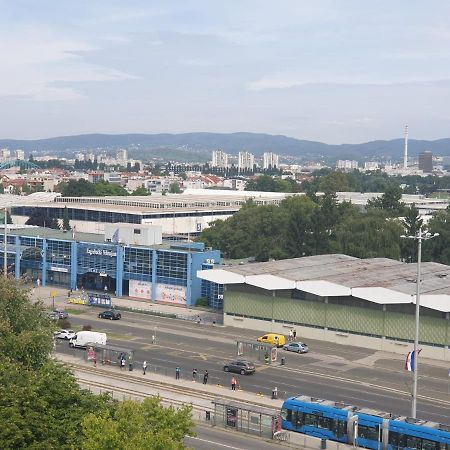 Apartman Lana ,Froudeova ulica 3 Appartamento Zagabria Esterno foto