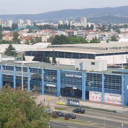 Apartman Lana ,Froudeova ulica 3 Appartamento Zagabria Esterno foto