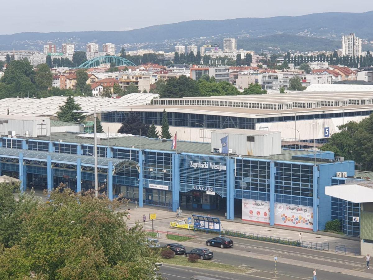 Apartman Lana ,Froudeova ulica 3 Appartamento Zagabria Esterno foto